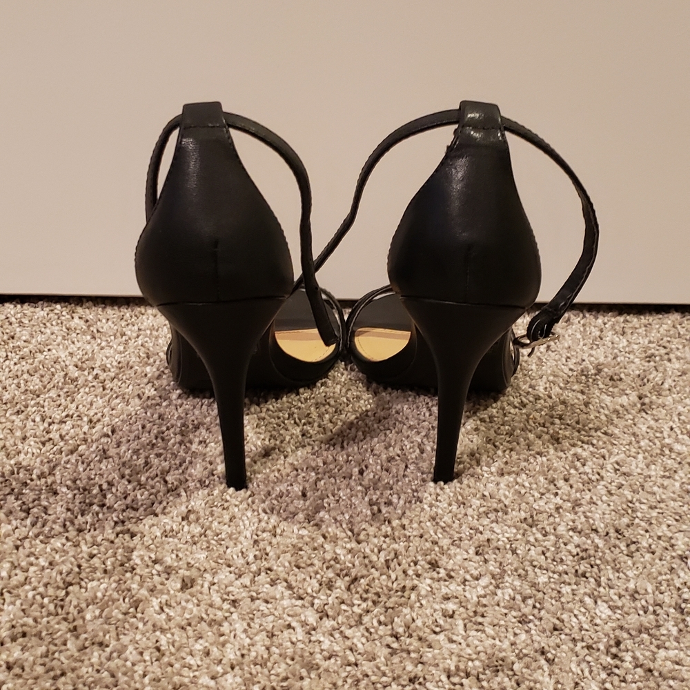 Black ankle strap heels - Picture 4 of 6